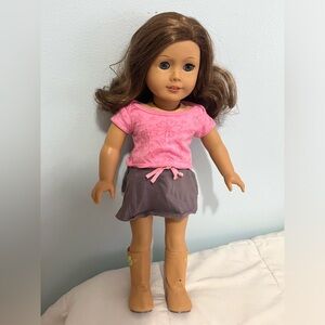Truly me American girl doll 18-inch perfect condition